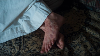 Ella Rumpf feet photo 17