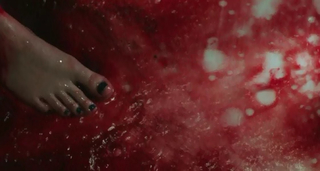 Ella Rumpf feet photo 5