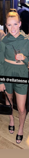 Ella Toone feet photo 9