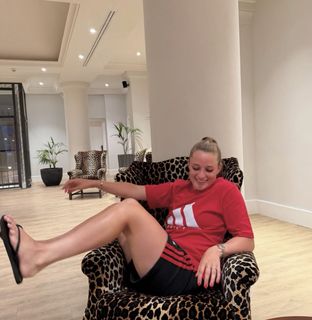 Ella Toone feet photo 1
