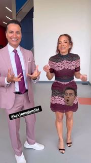 Elle Duncan feet photo thumbnail