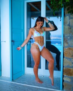Elle Edwards feet photo 18