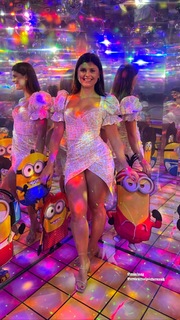 Elle Edwards feet photo 3