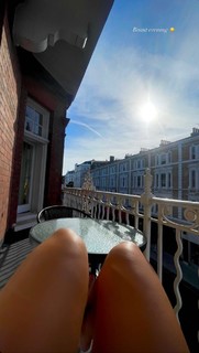 Elle Edwards feet photo 1
