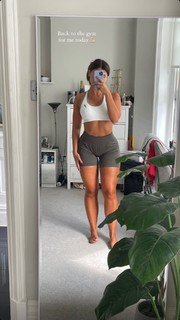 Elle Edwards feet photo 2