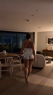 Elle Edwards feet photo 12