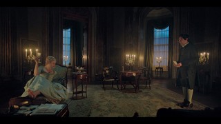 Elle Fanning feet photo thumbnail