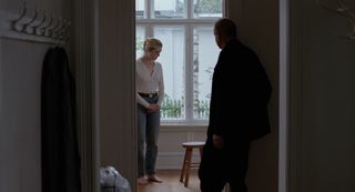 Elle Fanning feet photo 13