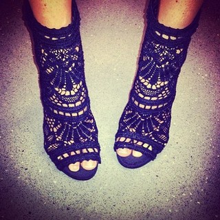 Elle Ferguson feet photo 9