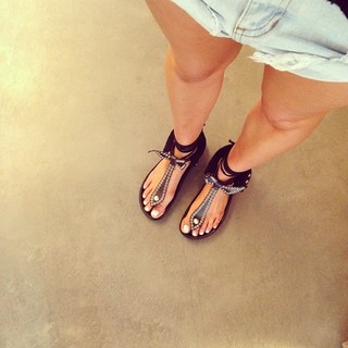 Elle Ferguson feet photo 20