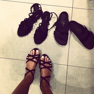 Elle Ferguson feet photo 11