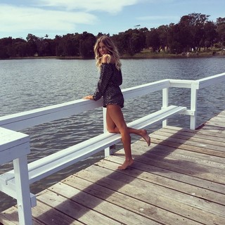 Elle Ferguson feet photo 18