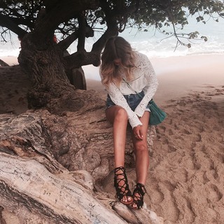 Elle Ferguson feet photo 7