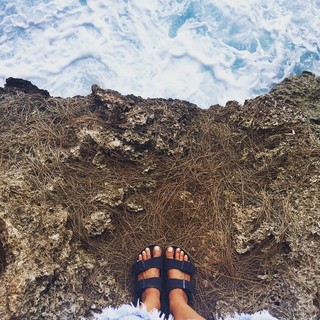Elle Ferguson feet photo 6