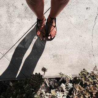 Elle Ferguson feet photo 9