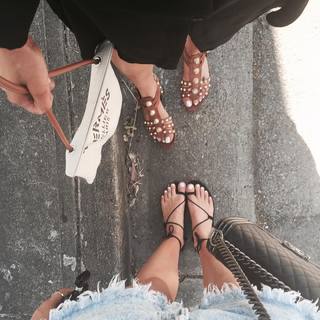 Elle Ferguson feet photo 1
