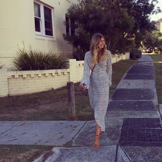Elle Ferguson feet photo 10