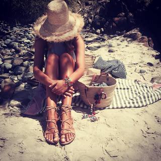 Elle Ferguson feet photo 18