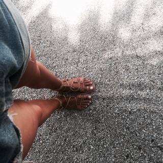 Elle Ferguson feet photo 16