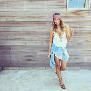 Elle Ferguson feet photo 20