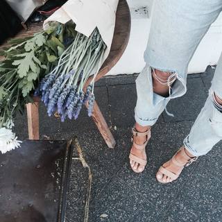 Elle Ferguson feet photo 14