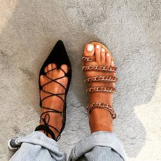 Elle Ferguson feet photo 2
