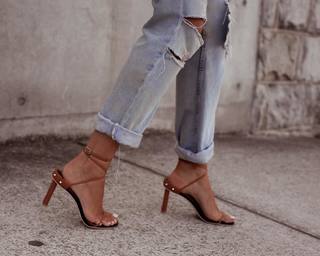 Elle Ferguson feet photo 2