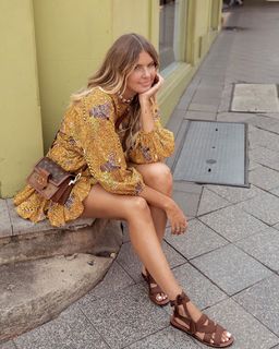 Elle Ferguson feet photo 16