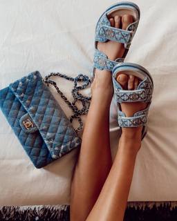 Elle Ferguson feet photo 12