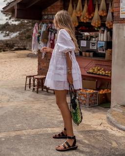 Elle Ferguson feet photo 20