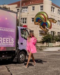 Elle Ferguson feet photo 16