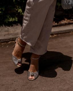 Elle Ferguson feet photo 15
