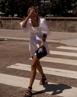 Elle Ferguson feet photo 16