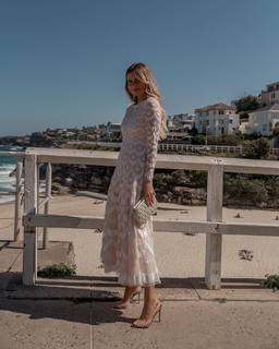 Elle Ferguson feet photo 8