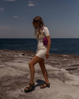 Elle Ferguson feet photo 14