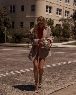 Elle Ferguson feet photo 7