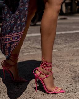 Elle Ferguson feet photo 6