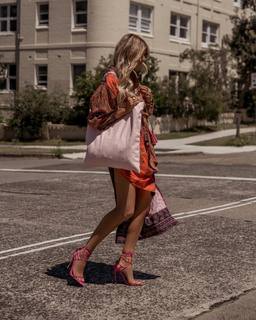 Elle Ferguson feet photo 18
