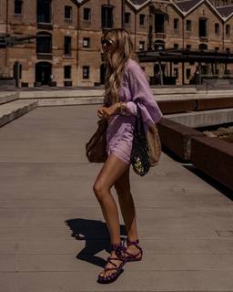 Elle Ferguson feet photo 8