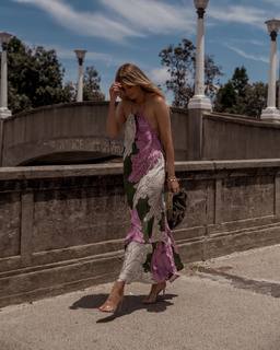 Elle Ferguson feet photo 16