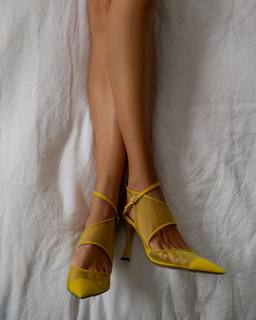 Elle Ferguson feet photo 2
