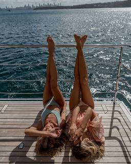 Elle Ferguson feet photo 12