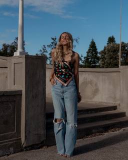 Elle Ferguson feet photo 1