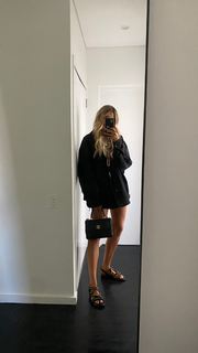 Elle Ferguson feet photo 14