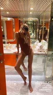Elle Ferguson feet photo 19