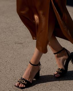Elle Ferguson feet photo 16