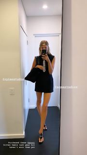 Elle Ferguson feet photo 3