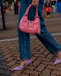 Elle Ferguson feet photo 14