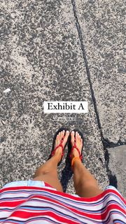 Elle Ferguson feet photo 19