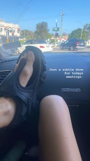 Elle Ferguson feet photo 14